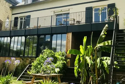 Image de Maison familiale en bord de Seine, confort et vues exceptionnels, Paris Ă 1h15