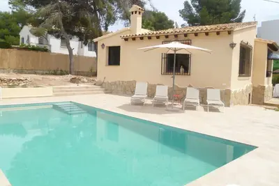 Image de Maison de vacances pour 4-6 personnes avec piscine privée