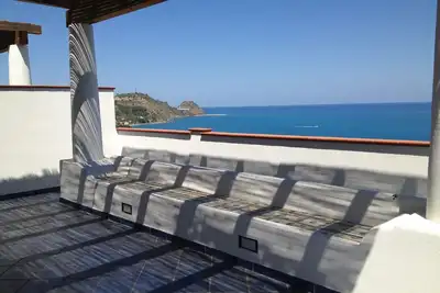 Image de Appartement 2 pièces vue mer Iles Eoliennes