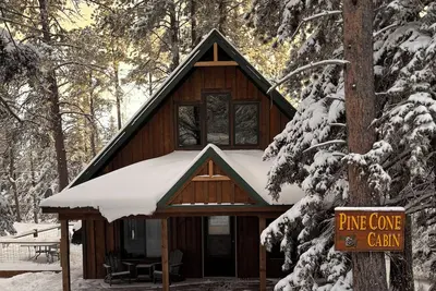 Image de Magnifiquement décoré cabine confortable dans un quartier calme.