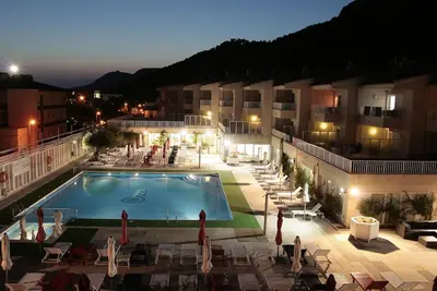 Image de Appartement (5 Adultes ) Vue Piscine