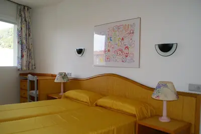 Image de Appartement (3 Adultes + 2 Enfants) Vue Piscine