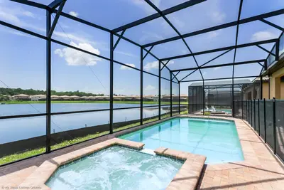 Image de 1663 · Villa de luxe de 8 chambres à Windsor au Westside