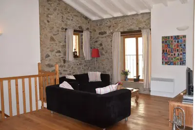 Image de Charmante et ensoleillée, vue imprenable sur les Pyrénées