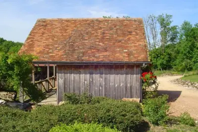 Image de Chalet '' Vert '' en plein cœur de la campagne bourguignonne