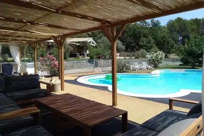 Image de Villa au coeur de la Provence idéale pour 2 ou 3  familles ( 10 pers)
