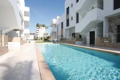 Image de Superbe appartement à Arenales del Sol