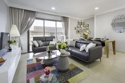 Image de Exceptional 3 Bedroom/Parking in best area of town