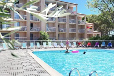 Image de Appart Mignon Piscine Extérieure | Proche du village et de l'étang