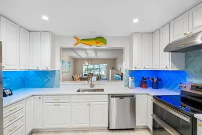 Image de Waterfront 3 Bd, 2. 5 Ba Th only 30m to beaches 10m Tpa Stadium & Tia airport!