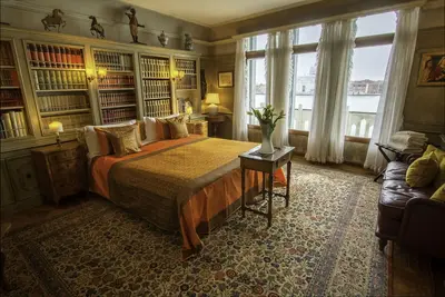 Image de Bord de l'eau appartement de luxe avec vue imprenable sur le canal de la Giudecca