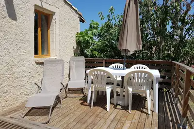 Image de Bel appartement dans corp de mas