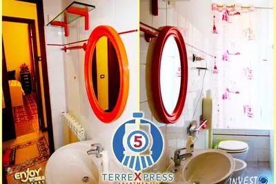 Image de 5 Terre Express 3 - Près de la gare