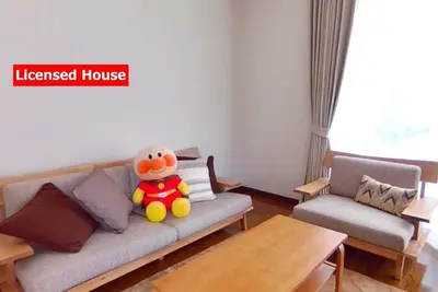 Image de Deux places de parking gratuites Gare de la ville de Wakayama, arrêt de bus à 5 minutes à pied. Possibilité d'accueillir jusqu'à 6 personnes, idéal pour les familles et les groupes.