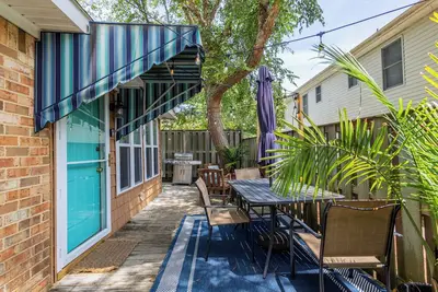 Image de Cozy-Beach Cottage à un emplacement fantastique à l'extrémité nord de Virginia Beach