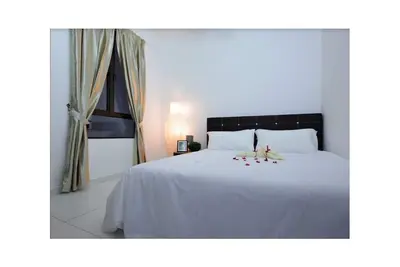 Image de Séjour cosy musulman 3br @ The Heights