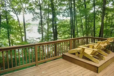 Image de Belle maison de bord de l'eau sur le lac Anna, Va