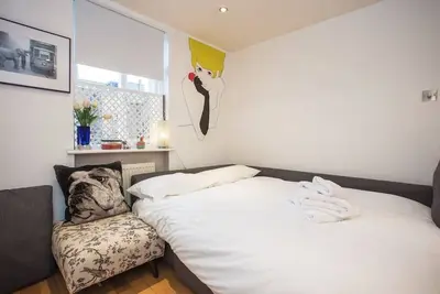 Image de Le centre de Londres a tout dit! À distance de marche de tout ce que Londres a à offrir!