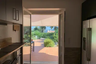 Image de Superbe appartement avec grande terrasse privative vue mer 150 m de la plage