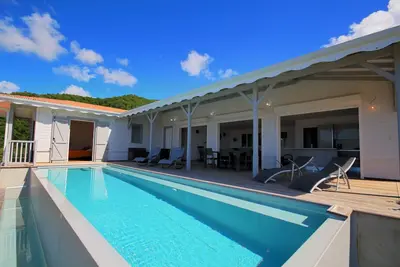 Image de Promo 20% du 26/07/25 au 31/08/25 Villa avec piscine à débordement (Mqaa08)