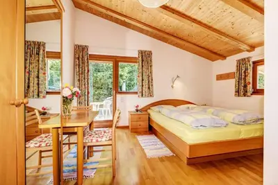 Image de Appartement est / ouest b sans vue vallée