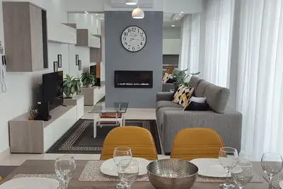 Image de Appartement élégant et lumineux à Victoria