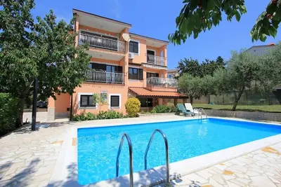 Image de Appartement de vacances pour 4 personnes env. 60 qmà Pula, Istrie (Istrische Riviera)