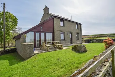 Image de Bryn Ystrad Llyn - Quatre Chambres Maison, Couchages 8