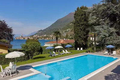 Image de Residenza Villa Sopri - directement sur le lac, avec beau jardin et piscine
