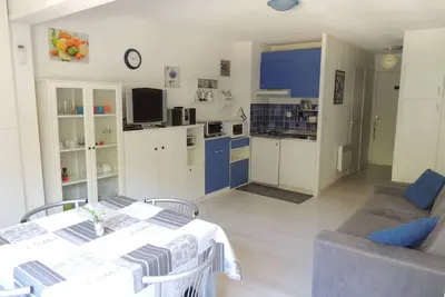 Studio à Calvì, à 150 mètres de la mer