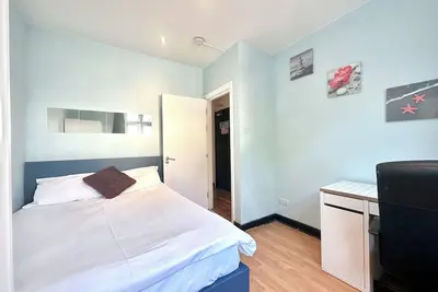 Image de Appartement 2 chambres avec salon- (a) Sleeps6