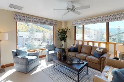 Image de Luxueux condo 2 ch avec accès à ski dans un condominium avec les commodités de l'hôtel Talisa