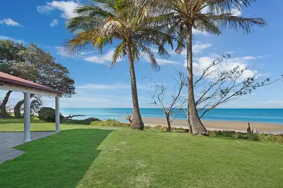 Image de Sea Cottage - Beachside paradise à partir de 135 $ pn seulement
