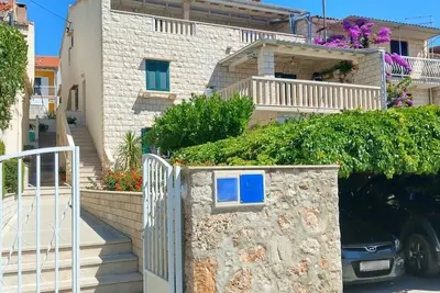 Image de Appartements Fanika, (15995), Bol, Croatia
