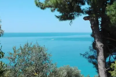 Image de Lourdas Bay View