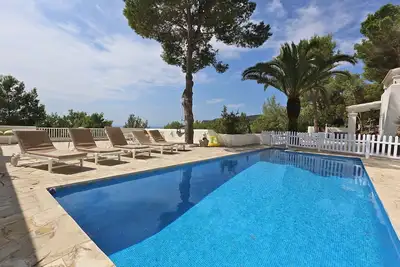 Image de Villa à San Jose avec 6 chambres à coucher, 12 couchages