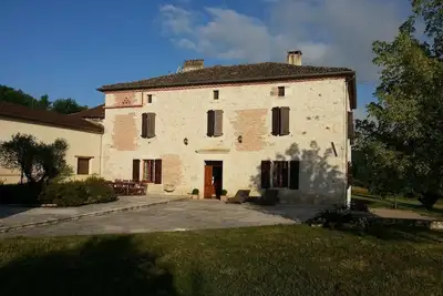 Image de Grande maison avec panorama, piscine et chevaux