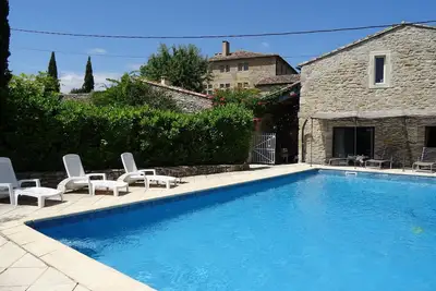 Image de Grand Mas pour 4 personnes à Barjac à la frontière de l'Ardèche