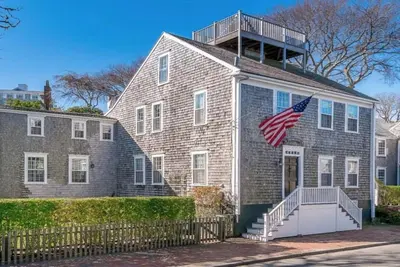 Image de Maison historique à quelques pas de la rue principale