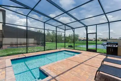 Image de 8834 · Villa de luxe 5 ch à Windsor à l'ouest