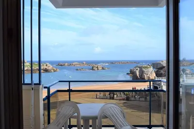 Appartement avec Wifi Vue Exceptionnelle Sur Mer à Tregastel