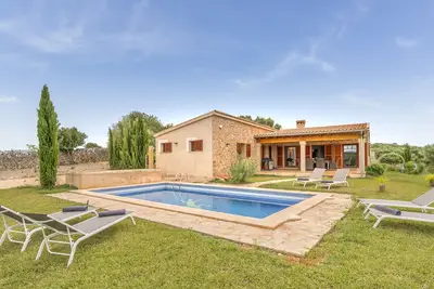 Image de Casa Otonyo - finca en pierre naturelle avec piscine privée entre Sineu et Ariany