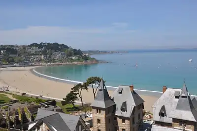 Appartement avec Wifi, Vue Sur Mer à 200m plage à Perros-Guirec