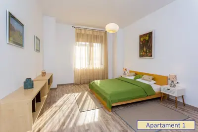 Image de ☞ Nice & Cozy☜ lit king size appartement Deluxe 1