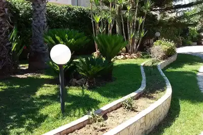 Image de Appartement dans une villa face à la mer à Noto Marina