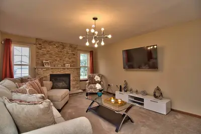 Image de Maison de luxe, près du Kalahari, 2 Ski Report, Cheminée, Ping Pong, Billard