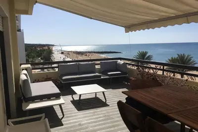 Image de Appartement avec terrasse face à la mer