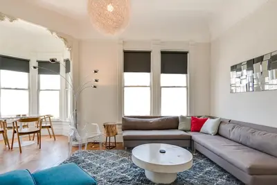 Image de Nouvellement rénové victorienne Beauté Deux chambres dans le Haight Ashbury