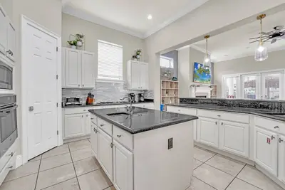 Image de Manoir de Muirfield | Maison de luxe de style méditerranéen avec piscine