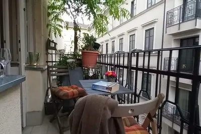 Image de 3 chambres 2 salles de bains et balcon costume dans le vieux quartier juif, Ac, minibar gratuit, Vrbo